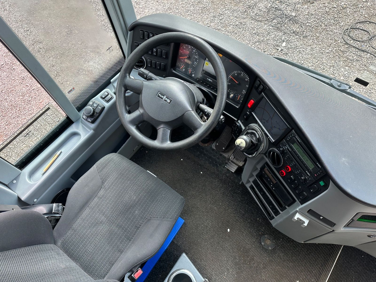 Vanhool TX17 Astron (TOP*57 Sitze) 417 HDH/ 517 HDH - Туристически автобус: снимка 5 Vanhool TX17 Astron (TOP*57 Sitze) 417 HDH/ 517 HDH - Туристически автобус: снимка 5