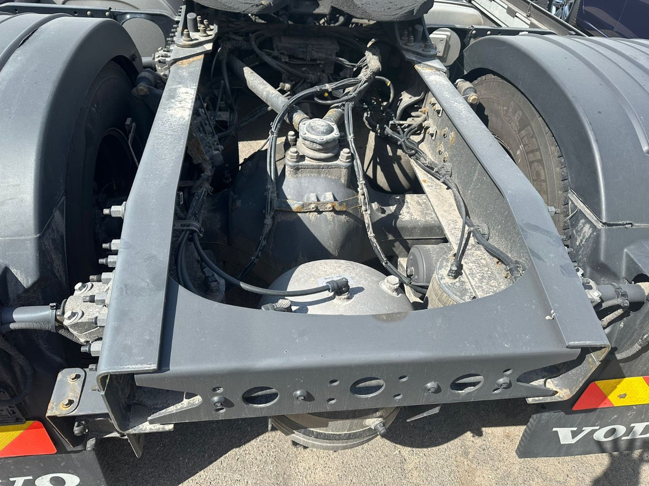 Volvo FH 460 Klima*4x2*Retarder - Влекач: снимка 3 Volvo FH 460 Klima*4x2*Retarder - Влекач: снимка 3