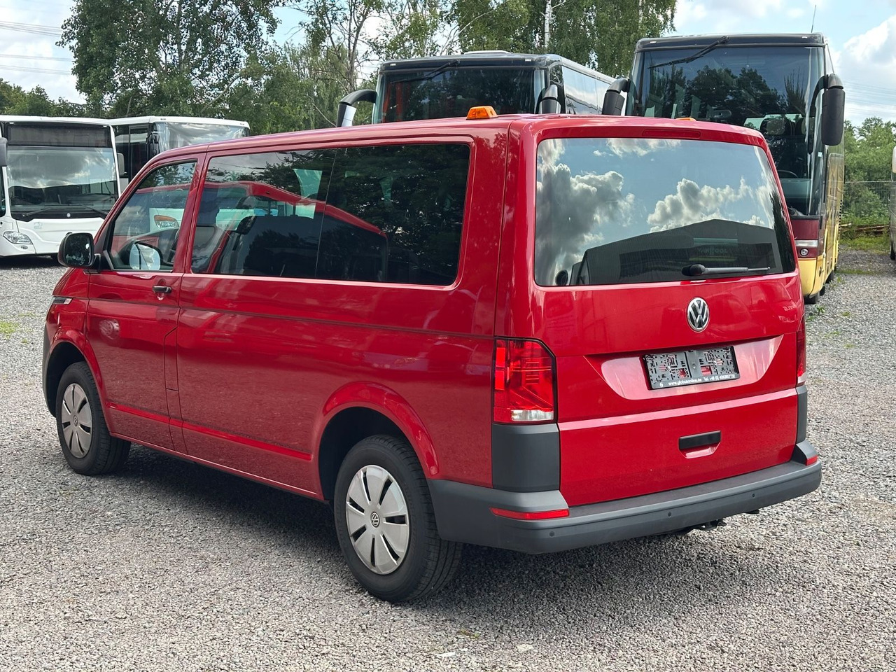 Volkswagen T6 Kombi (PDC Hi*ACC*StandHz*9 Sitzer*AC) - Пътнически бус: снимка 2 Volkswagen T6 Kombi (PDC Hi*ACC*StandHz*9 Sitzer*AC) - Пътнически бус: снимка 2